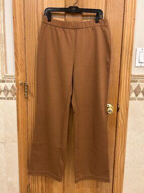 Soft Surroundings Tan Pull Up Pants